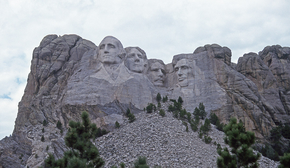Visit Mt. Rushmore