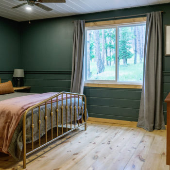 The Dray Cabin bedroom