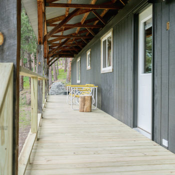 The Dray Cabin front porch