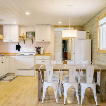 The Dray Cabin kitchen