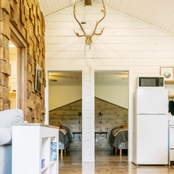 The Notch Cabin living roomn