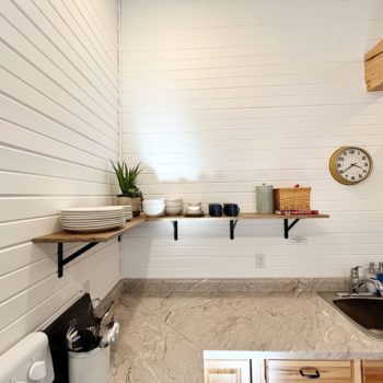 The Poppy kitchen shelf