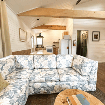 Poppy cabin living room