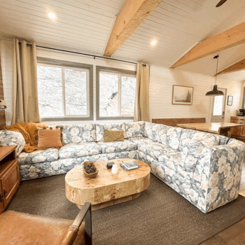 Poppy cabin living room